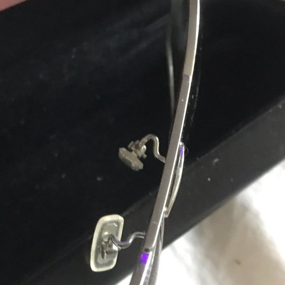 Coach Pink and Black Sunglasses 
New no flaws
Authentic nose piece hard case - Picture 10 of 10